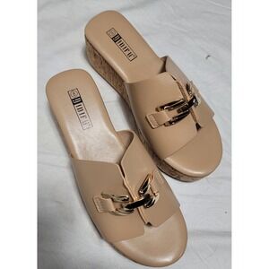 Womens Beige Wedge Platform Sandals Size 8 Gold Chain Detail Slip On Miuofu